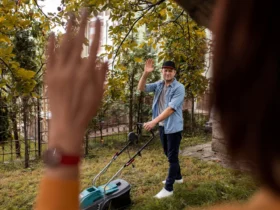 Lawn Care Services: Hire Hardworking Teenagers